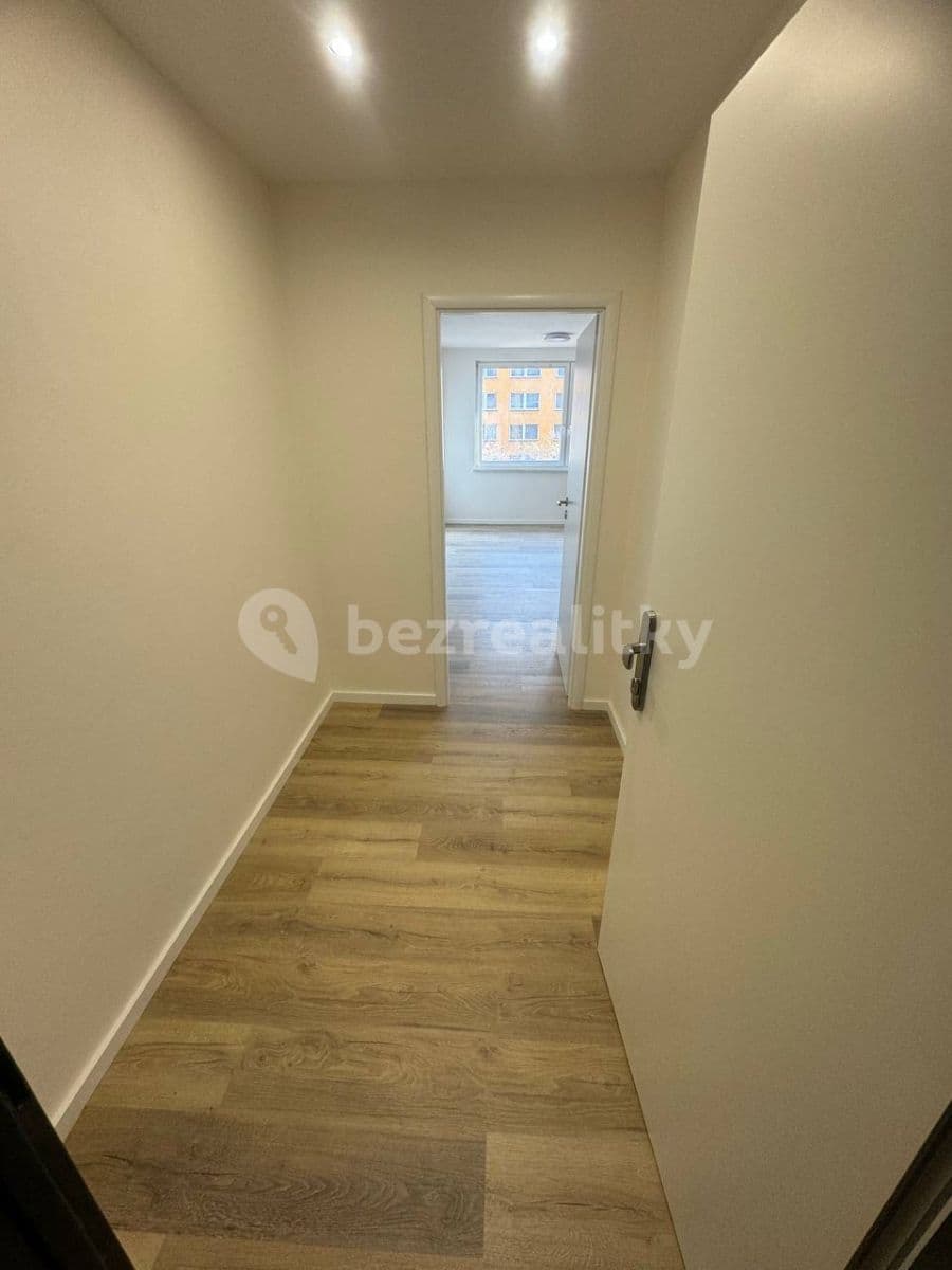 Pronájem bytu 1+kk 29 m², Voskovcova, Praha, Praha Pronájem bytu 1+kk 29 m², Voskovcova, Praha, Praha