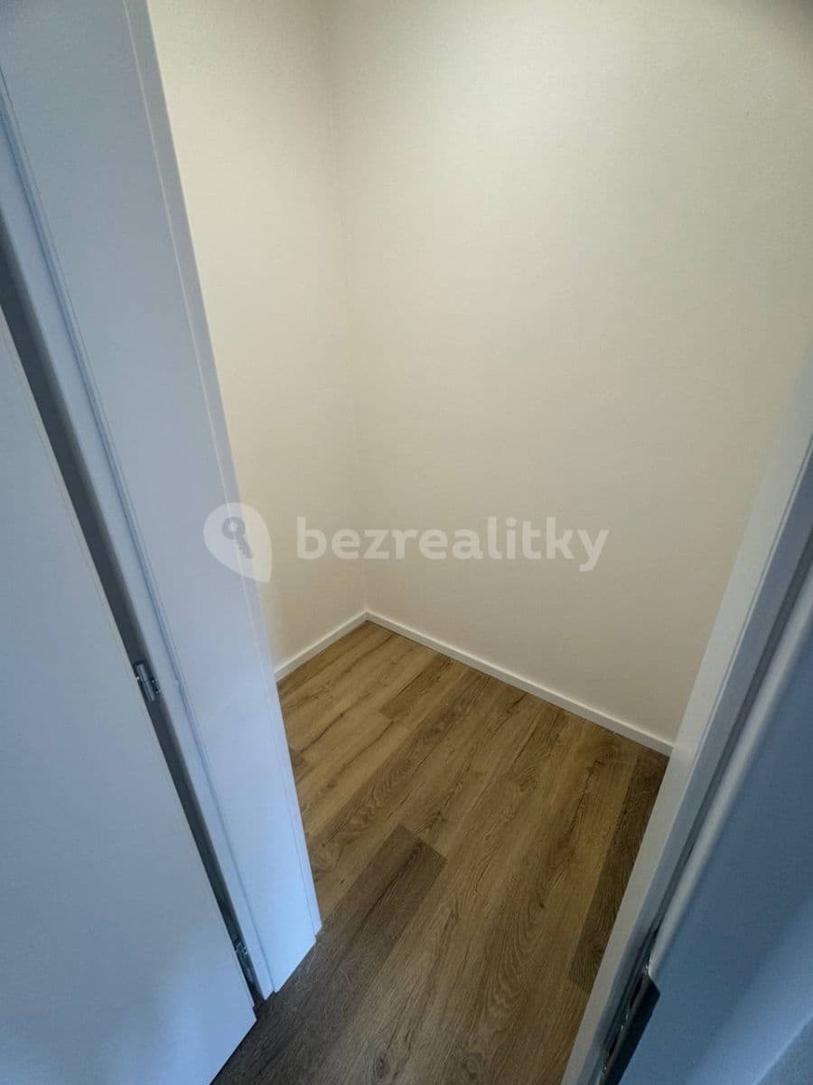 Pronájem bytu 1+kk 29 m², Voskovcova, Praha, Praha Pronájem bytu 1+kk 29 m², Voskovcova, Praha, Praha