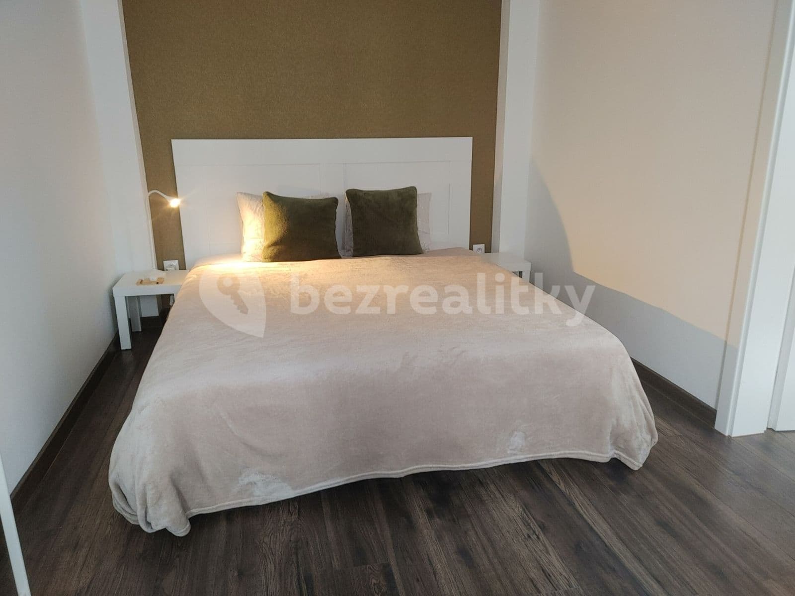 Pronájem bytu 2+kk 41 m², Svojsíkova, Praha, Praha Pronájem bytu 2+kk 41 m², Svojsíkova, Praha, Praha