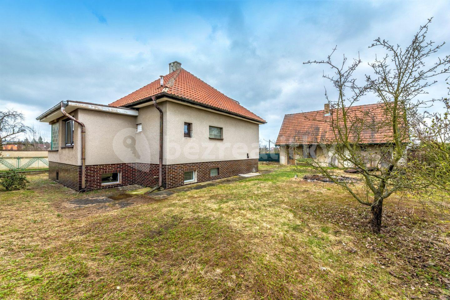 Prodej domu 150 m², pozemek 689 m², Komenského, Dolní Beřkovice, Středočeský kraj