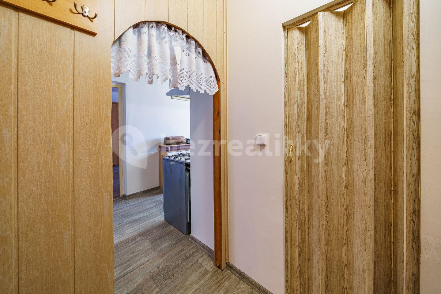 Prodej bytu 2+1 60 m², Jana Jiskry, Kynšperk nad Ohří, Karlovarský kraj
