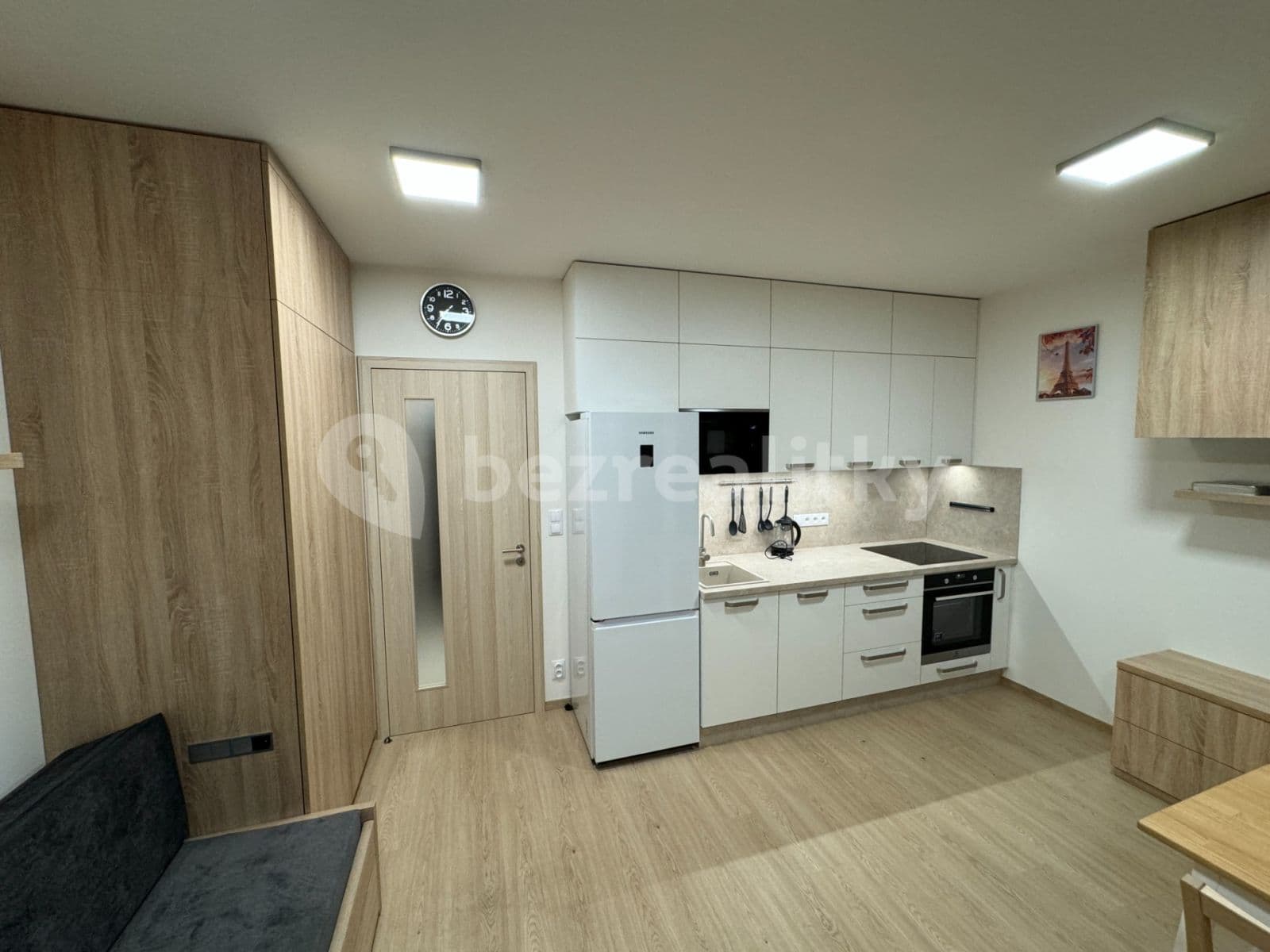Pronájem bytu 1+kk 30 m², Šternovská, Praha, Praha Pronájem bytu 1+kk 30 m², Šternovská, Praha, Praha