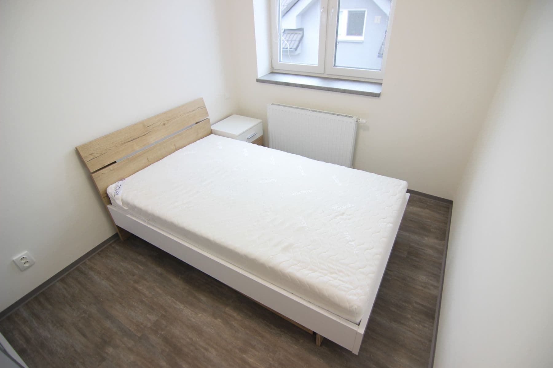 Pronájem bytu 3+1 76 m², Sládkova, Hradec Králové, Královéhradecký kraj Pronájem bytu 3+1 76 m², Sládkova, Hradec Králové, Královéhradecký kraj