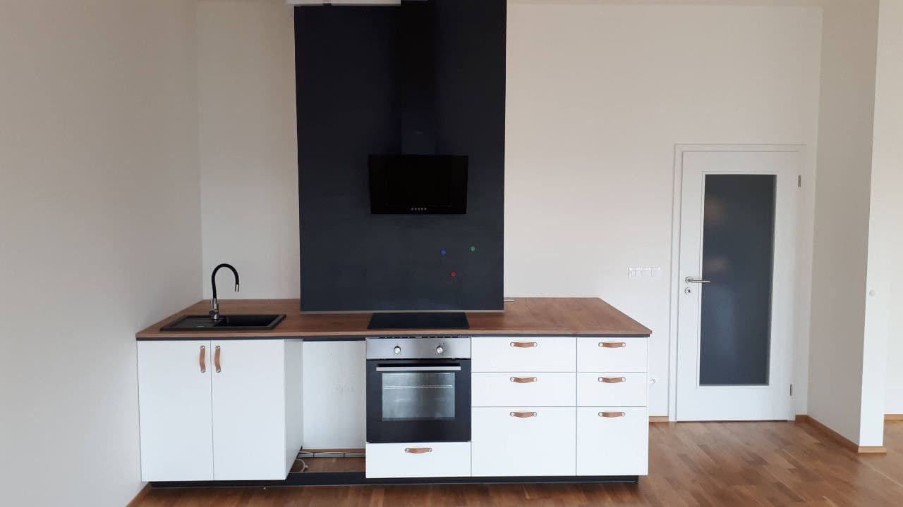 Pronájem bytu 1+kk 52 m², Breitfeldova, Praha, Praha Pronájem bytu 1+kk 52 m², Breitfeldova, Praha, Praha