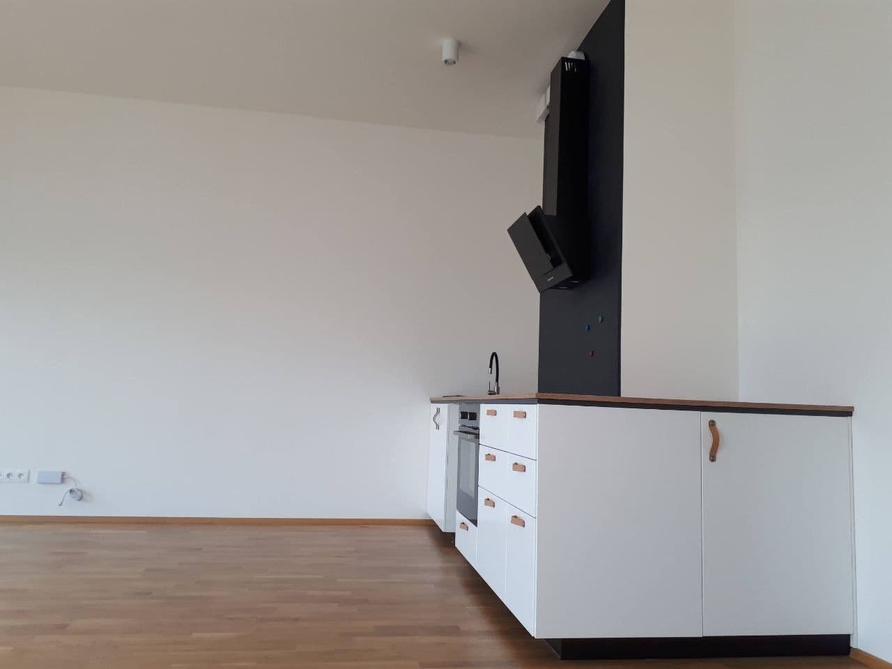 Pronájem bytu 1+kk 52 m², Breitfeldova, Praha, Praha Pronájem bytu 1+kk 52 m², Breitfeldova, Praha, Praha