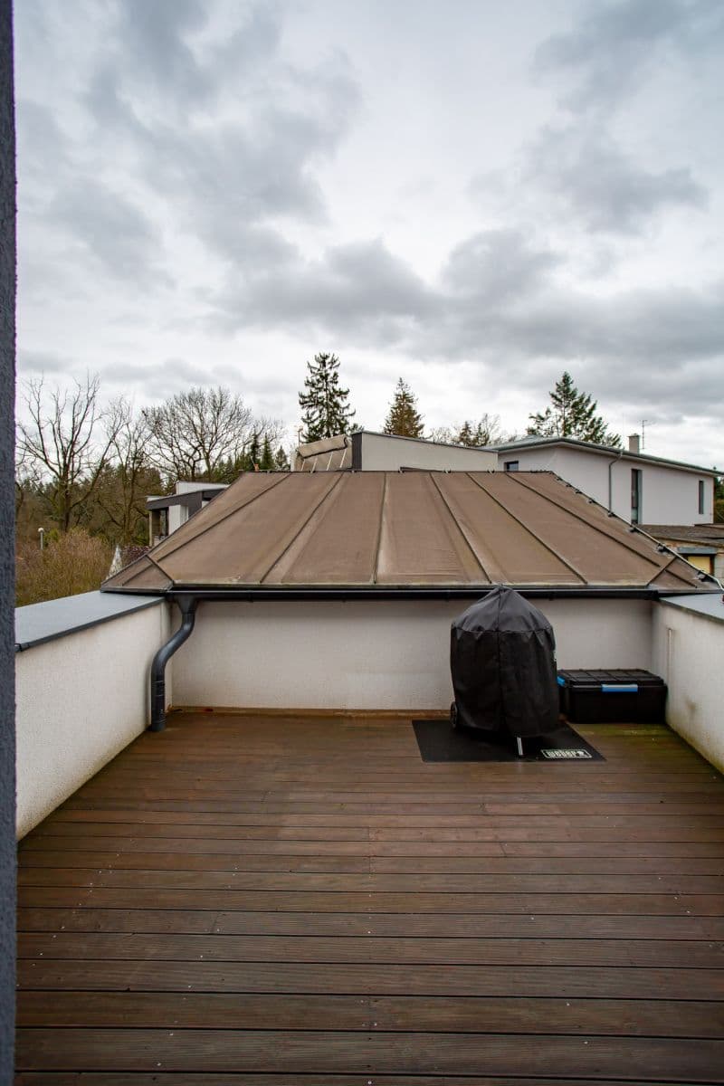 Pronájem bytu 3+kk 88 m², Hlavní, Průhonice, Středočeský kraj Pronájem bytu 3+kk 88 m², Hlavní, Průhonice, Středočeský kraj
