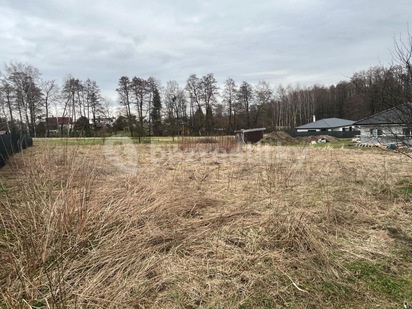 Prodej pozemku 1.606 m², Dolní Lutyně, Moravskoslezský kraj