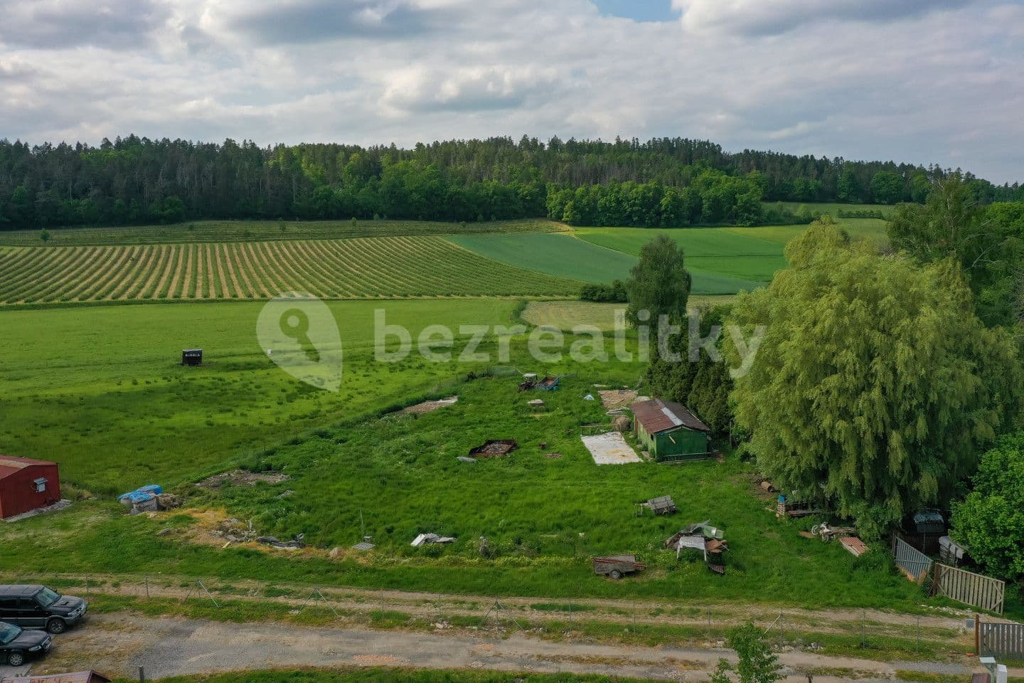 Prodej pozemku 2.250 m², Horažďovice, Plzeňský kraj