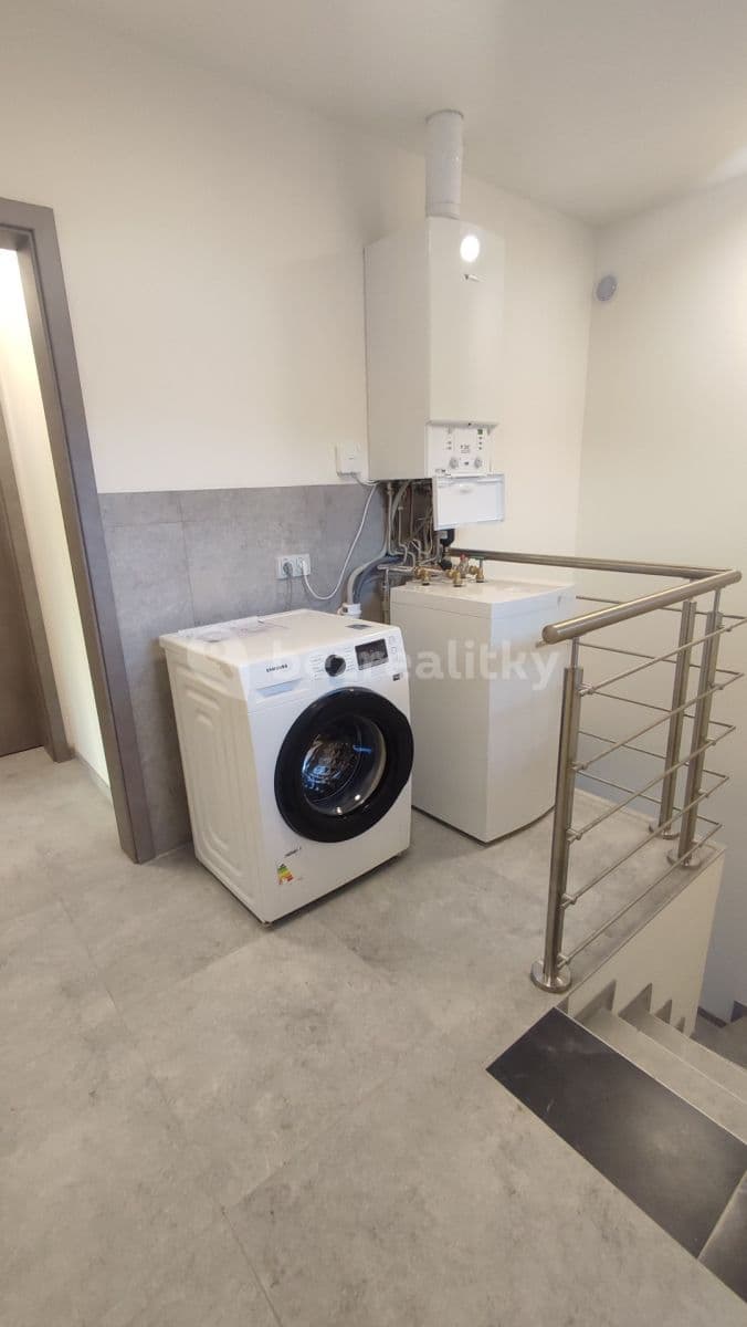 Pronájem bytu 1+kk 38 m², Před Mosty, Praha, Praha Pronájem bytu 1+kk 38 m², Před Mosty, Praha, Praha