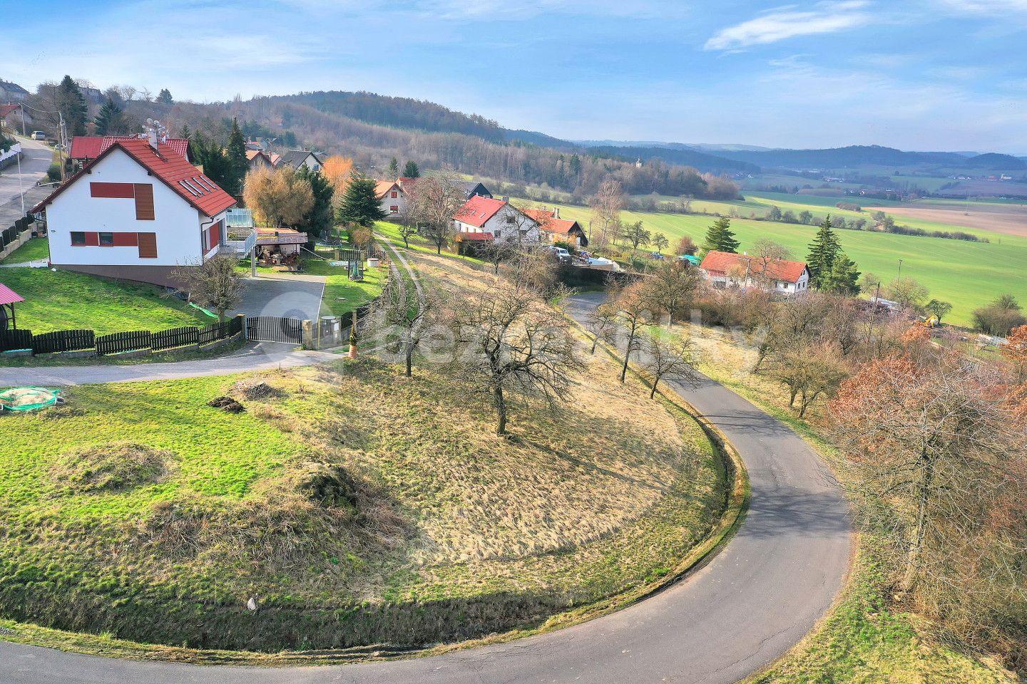 Prodej pozemku 1.501 m², Podhradí, Královéhradecký kraj