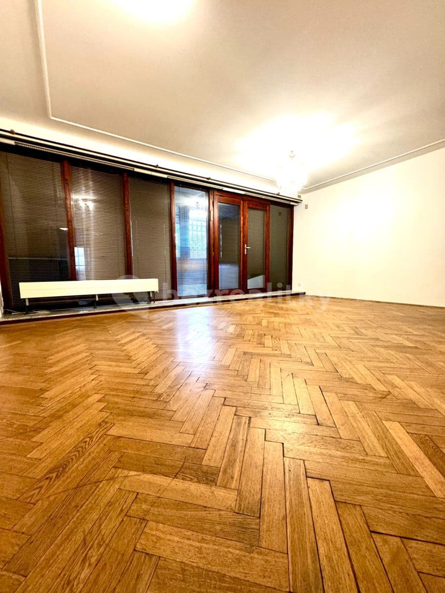 Prodej bytu 3+1 80 m², Zelený pruh, Praha, Praha