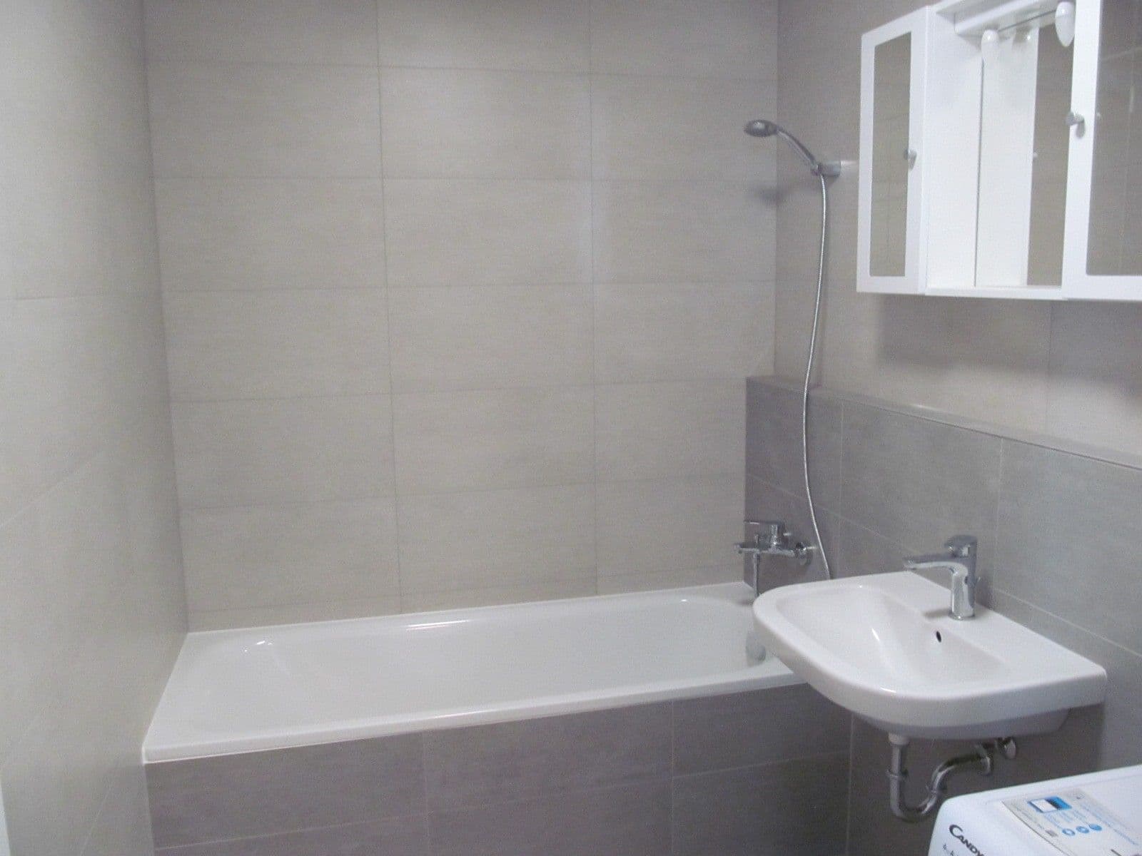 Pronájem bytu 3+kk 77 m², Olgy Havlové, Praha, Praha Pronájem bytu 3+kk 77 m², Olgy Havlové, Praha, Praha