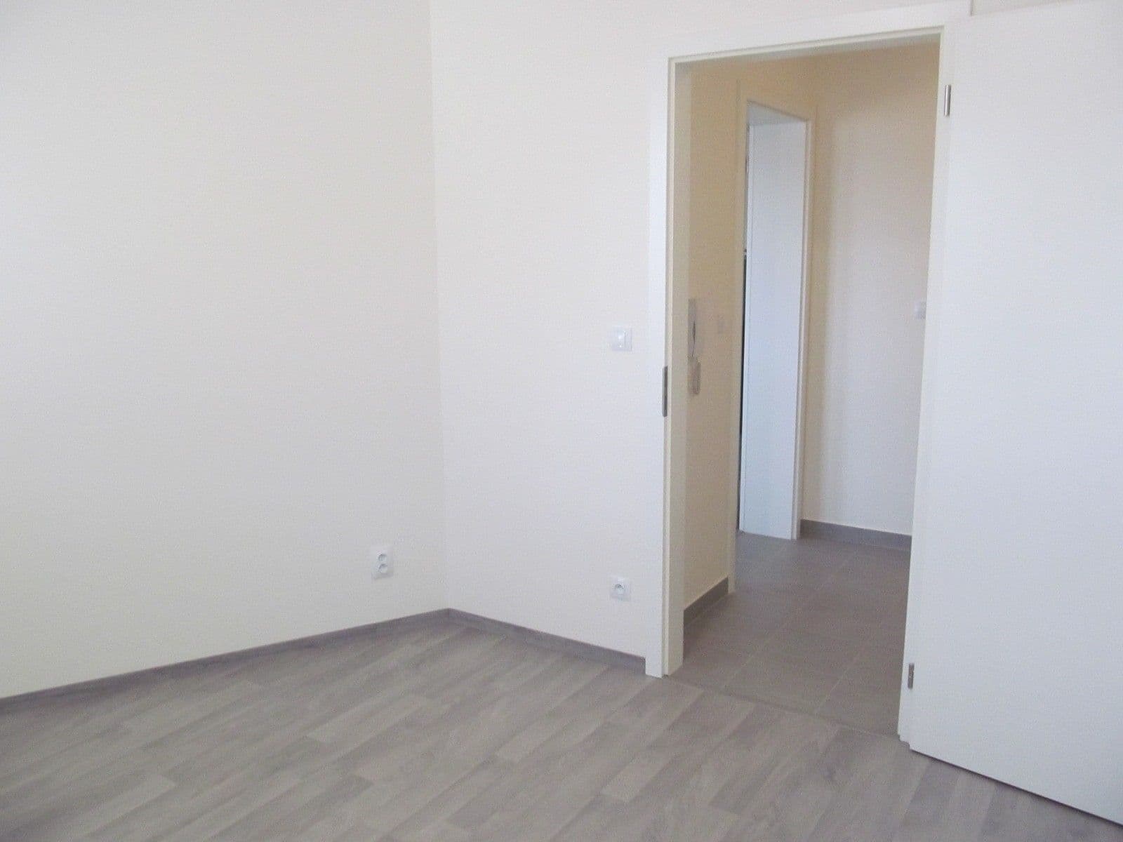 Pronájem bytu 3+kk 77 m², Olgy Havlové, Praha, Praha Pronájem bytu 3+kk 77 m², Olgy Havlové, Praha, Praha