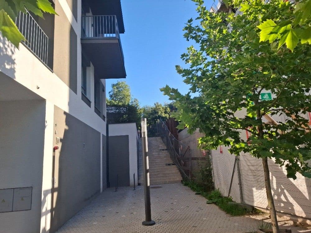 Pronájem bytu 3+kk 77 m², Olgy Havlové, Praha, Praha Pronájem bytu 3+kk 77 m², Olgy Havlové, Praha, Praha