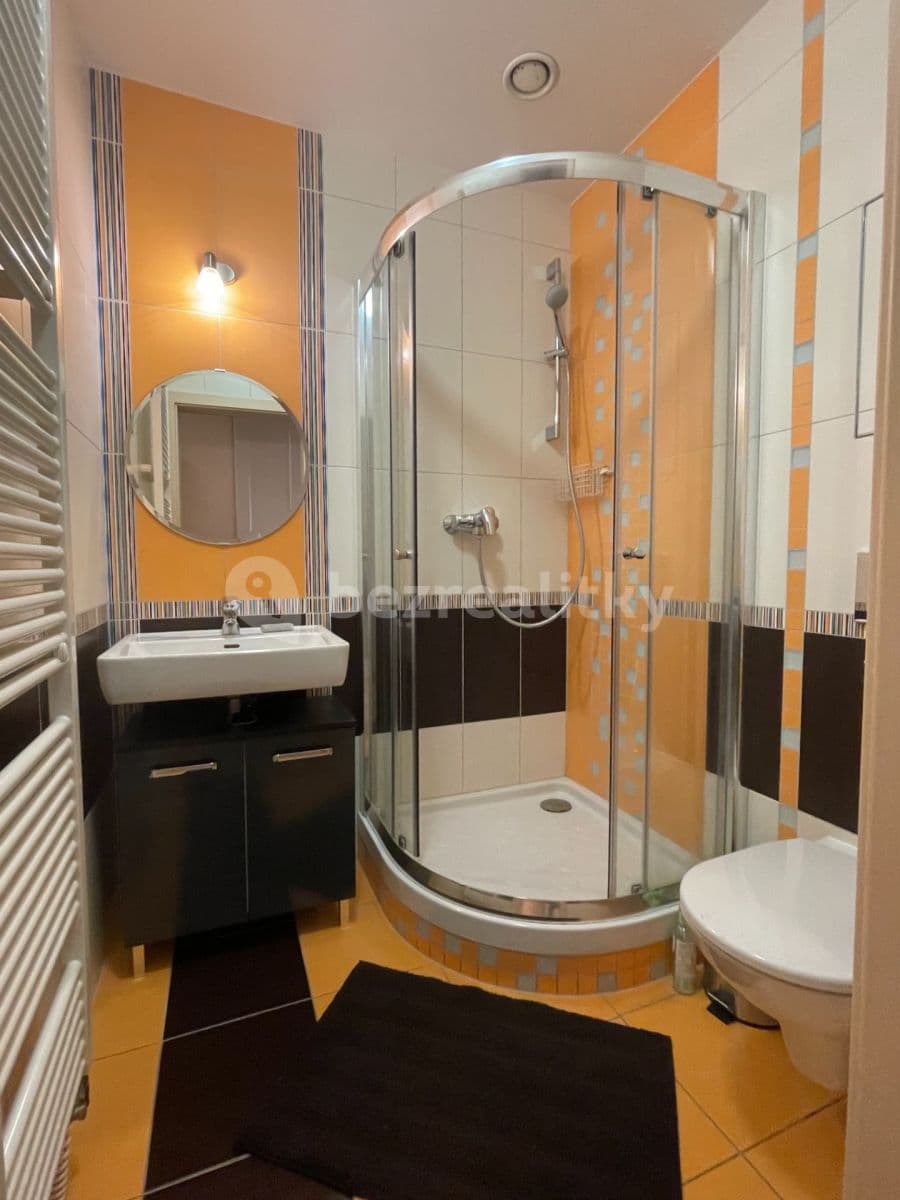 Pronájem bytu 1+kk 30 m², Plzeňská, Praha, Praha Pronájem bytu 1+kk 30 m², Plzeňská, Praha, Praha