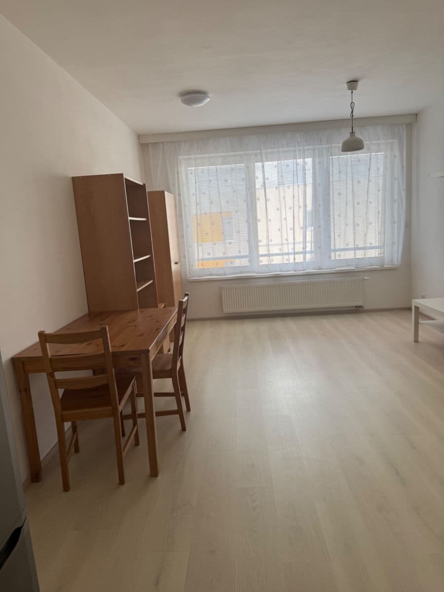 Pronájem bytu 1+kk 32 m², Františka Diviše, Praha, Praha Pronájem bytu 1+kk 32 m², Františka Diviše, Praha, Praha