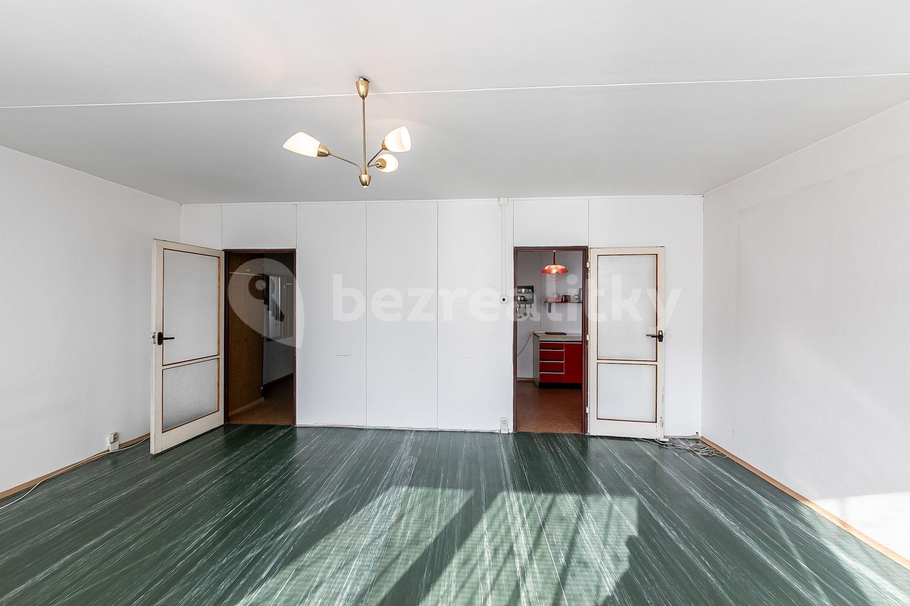Prodej bytu 3+1 69 m², Jetelová, Praha, Praha