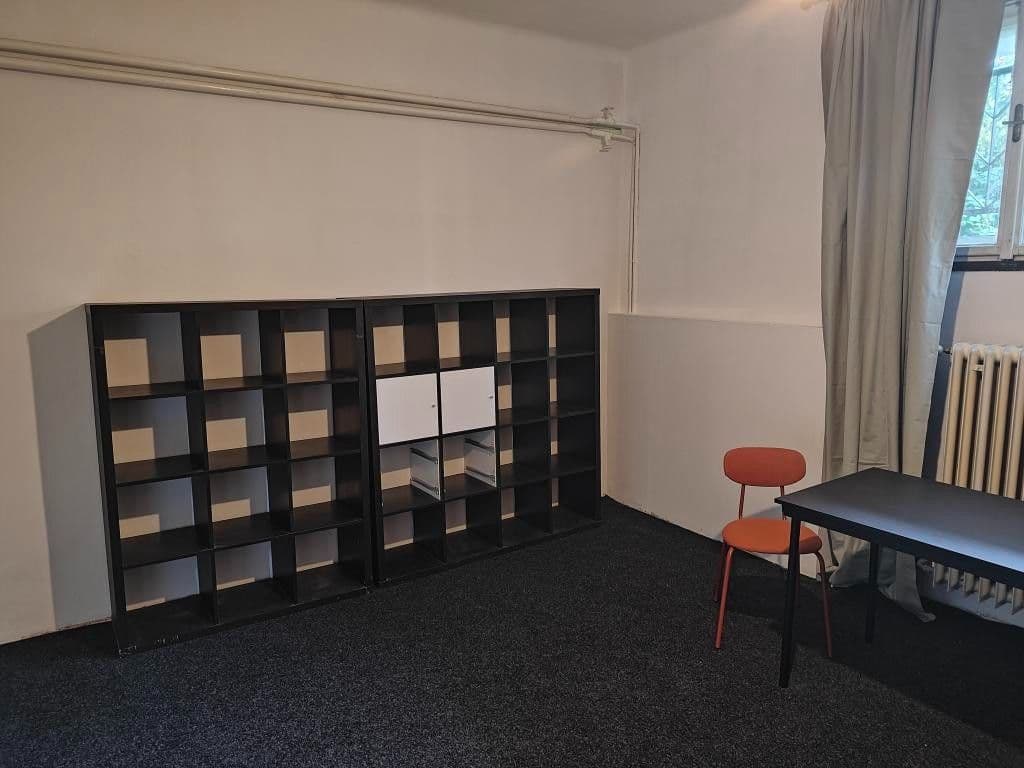 Pronájem bytu Garsoniéra 30 m², Slivenecká, Praha, Praha Pronájem bytu Garsoniéra 30 m², Slivenecká, Praha, Praha