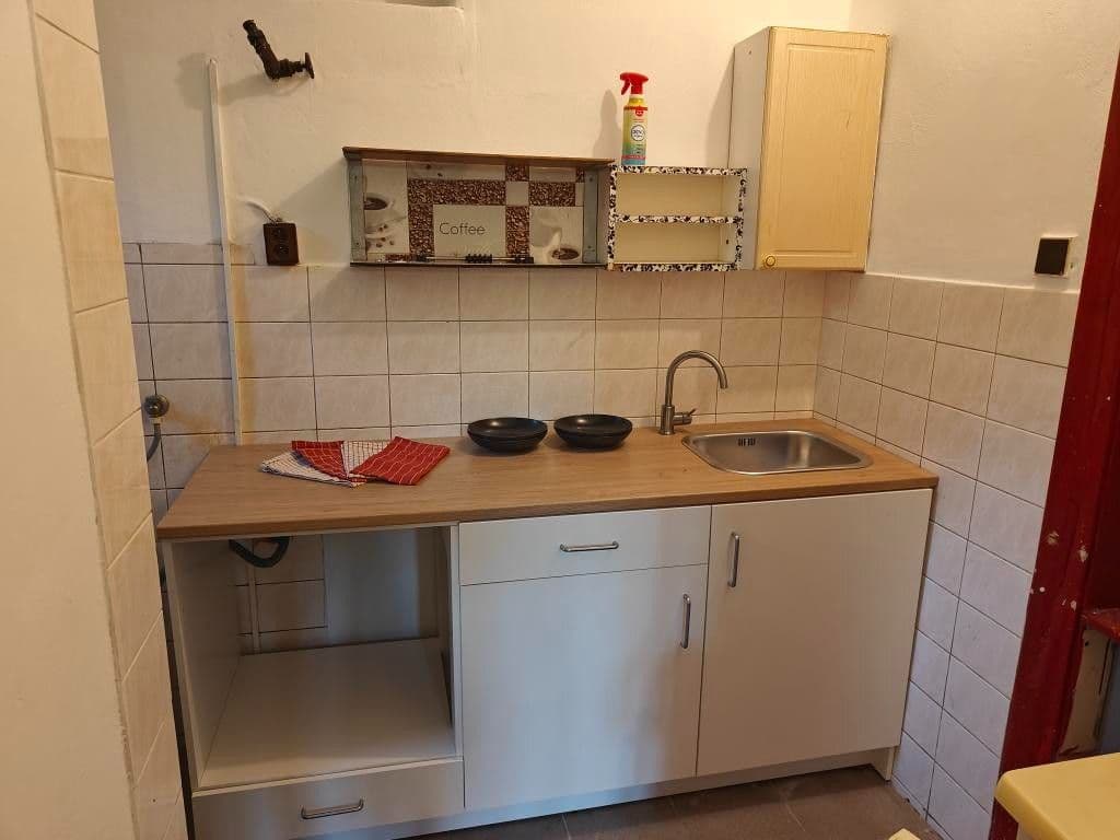 Pronájem bytu Garsoniéra 30 m², Slivenecká, Praha, Praha Pronájem bytu Garsoniéra 30 m², Slivenecká, Praha, Praha