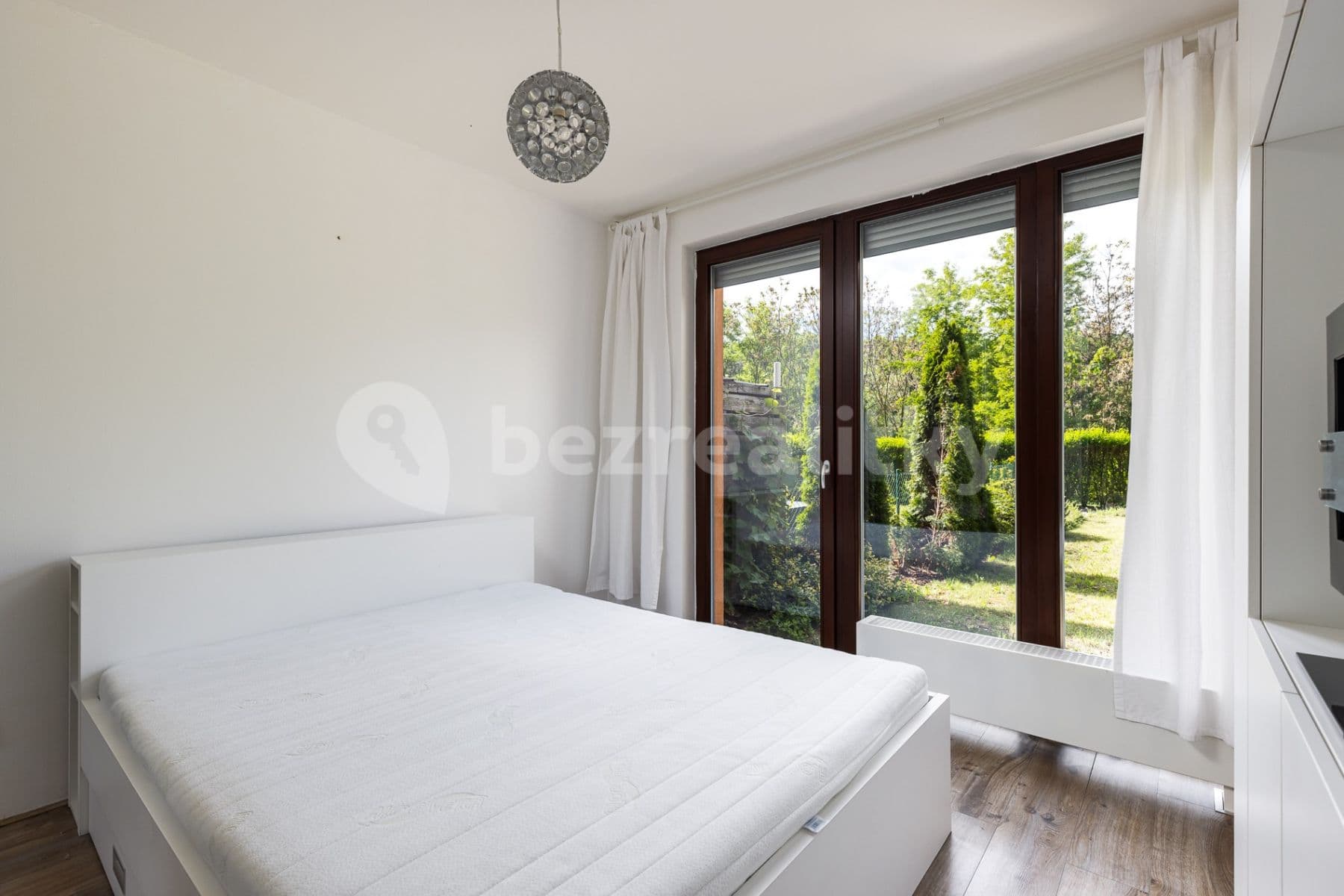 Pronájem bytu 2+kk 48 m², Nademlejnská, Praha, Praha Pronájem bytu 2+kk 48 m², Nademlejnská, Praha, Praha