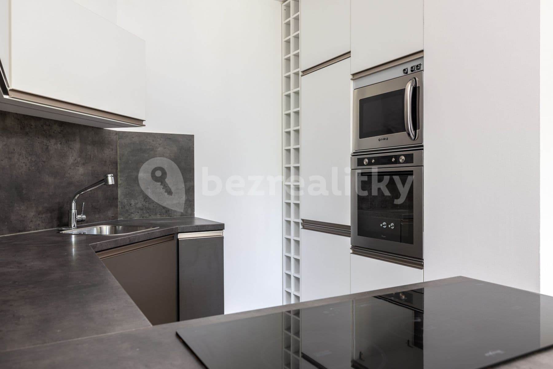 Pronájem bytu 2+kk 48 m², Nademlejnská, Praha, Praha Pronájem bytu 2+kk 48 m², Nademlejnská, Praha, Praha