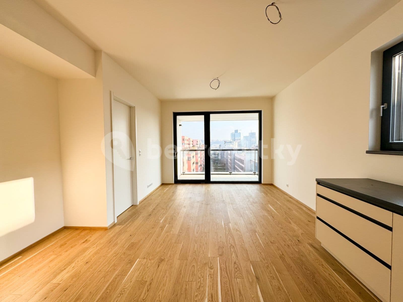 Pronájem bytu 2+kk 54 m², Jankovcova, Praha, Praha Pronájem bytu 2+kk 54 m², Jankovcova, Praha, Praha