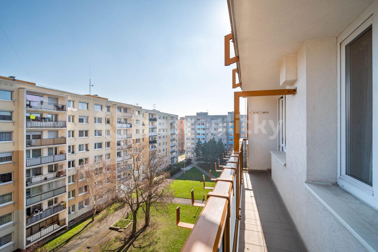 Prodej bytu 3+1 70 m², Hřebečská, Kladno, Středočeský kraj