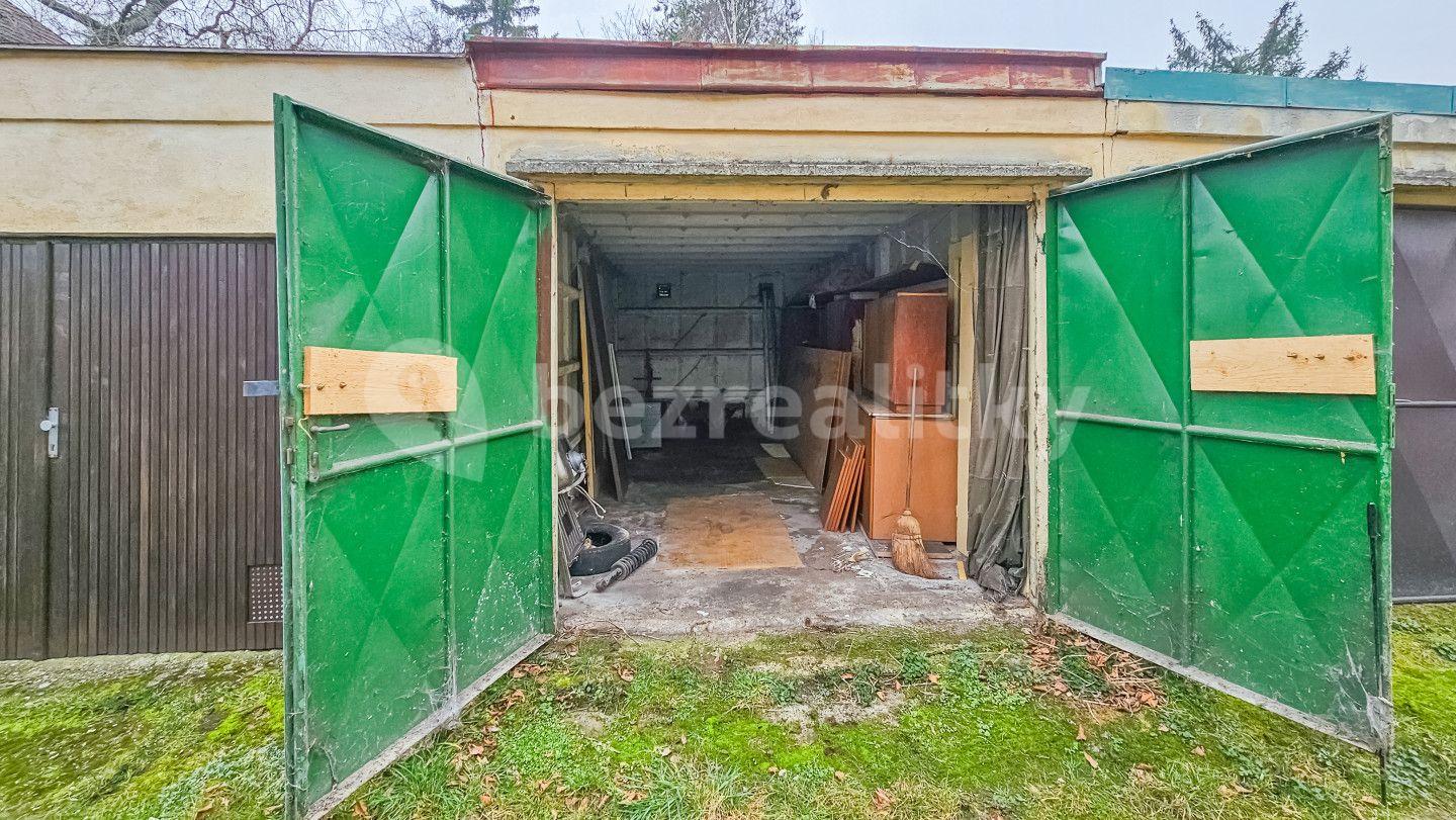Prodej garáže 19 m², 5. května, Smečno, Středočeský kraj