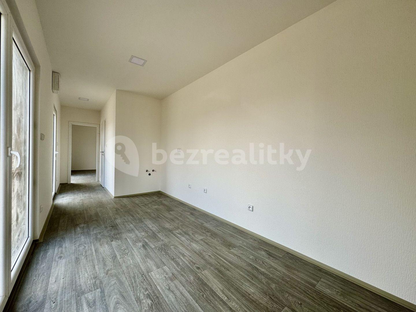 Prodej domu 30 m², pozemek 1 m², nám. Míru, Jindřichův Hradec, Jihočeský kraj