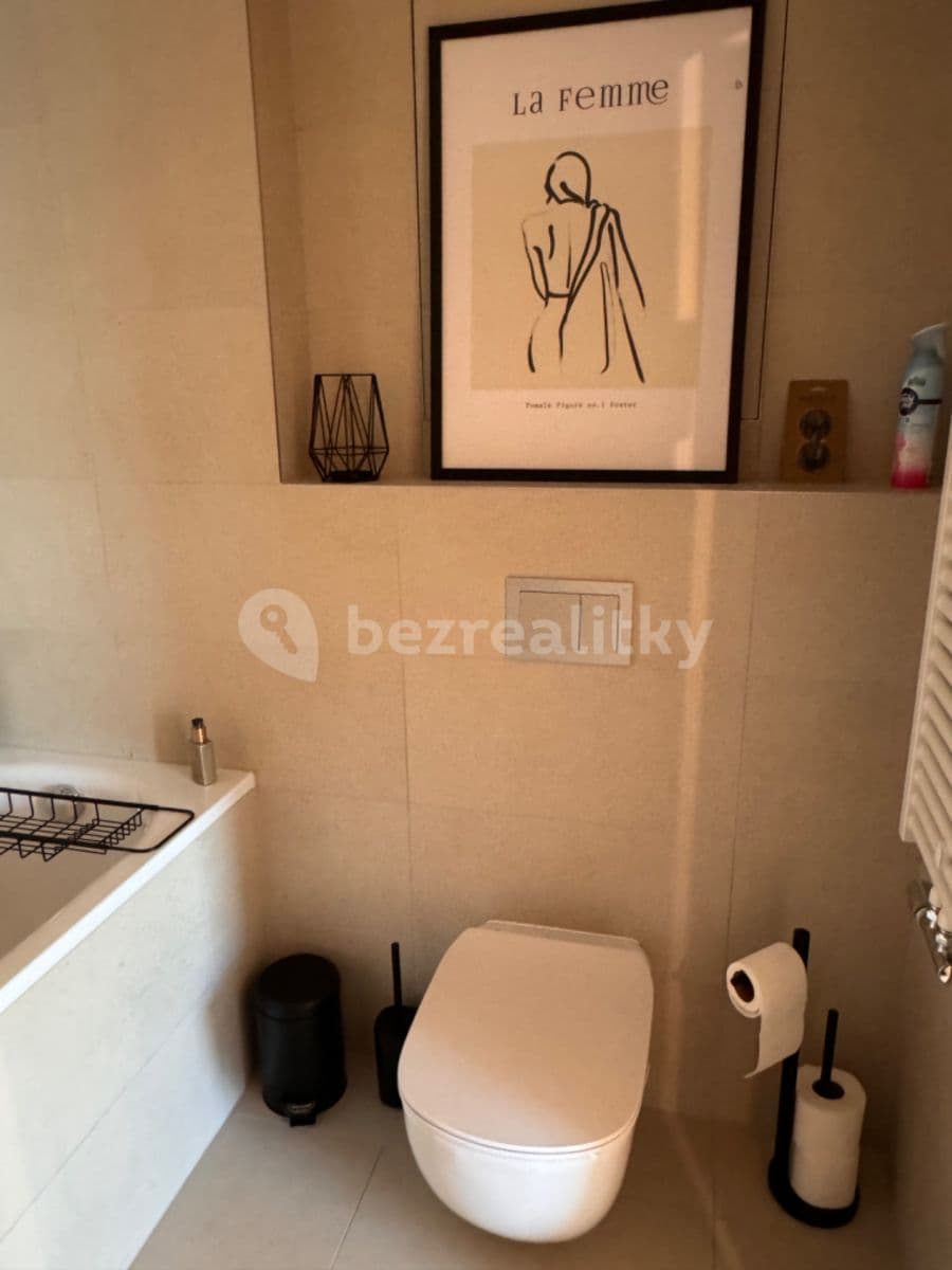 Pronájem bytu 2+kk 52 m², V Náklích, Praha, Praha Pronájem bytu 2+kk 52 m², V Náklích, Praha, Praha