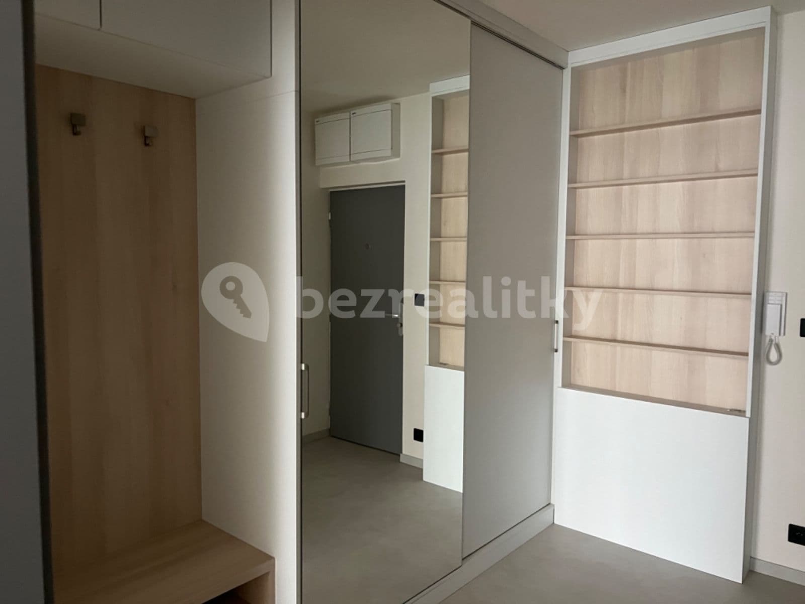 Pronájem bytu 2+kk 59 m², Klíčovská, Praha, Praha Pronájem bytu 2+kk 59 m², Klíčovská, Praha, Praha