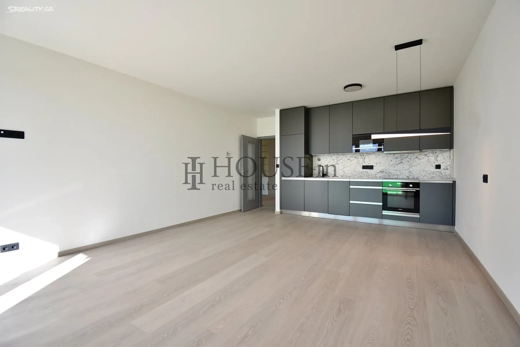 Pronájem bytu 2+kk 59 m², Klíčovská, Praha, Praha Pronájem bytu 2+kk 59 m², Klíčovská, Praha, Praha