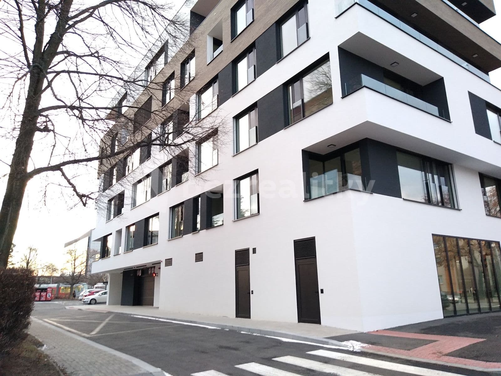 Pronájem bytu 2+kk 55 m², U Petřin, Praha, Praha Pronájem bytu 2+kk 55 m², U Petřin, Praha, Praha