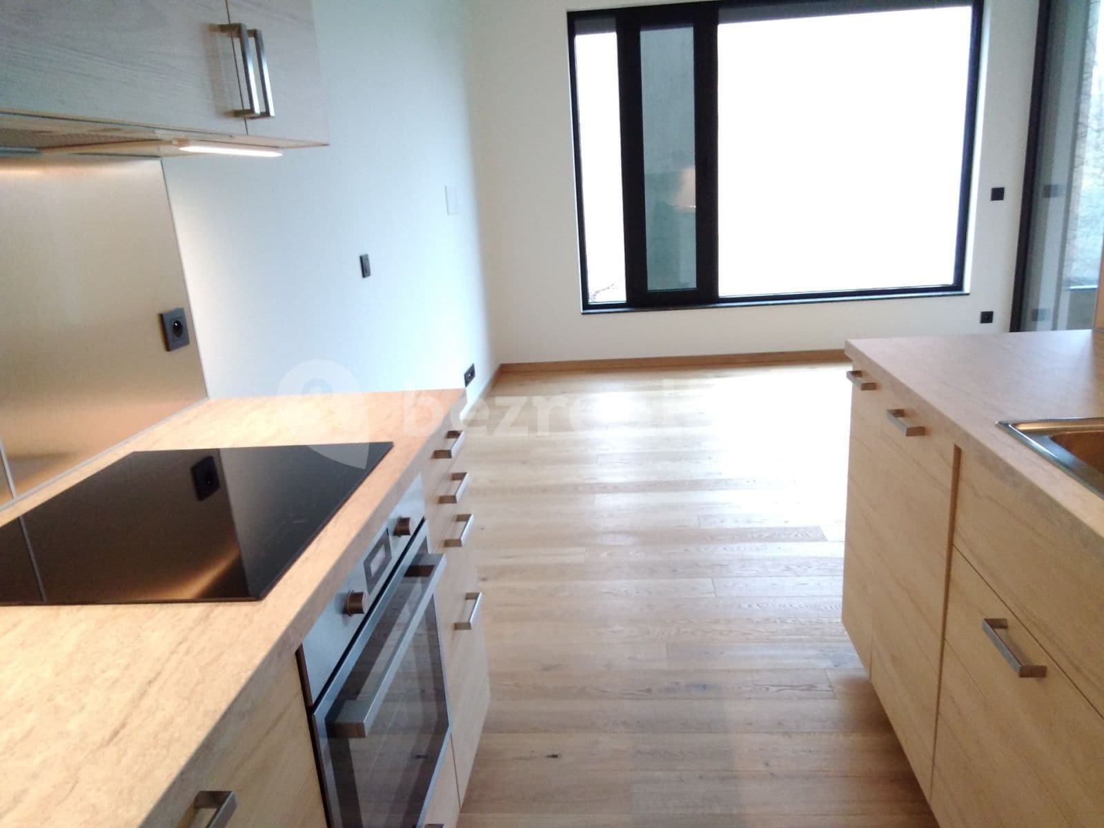 Pronájem bytu 2+kk 55 m², U Petřin, Praha, Praha Pronájem bytu 2+kk 55 m², U Petřin, Praha, Praha