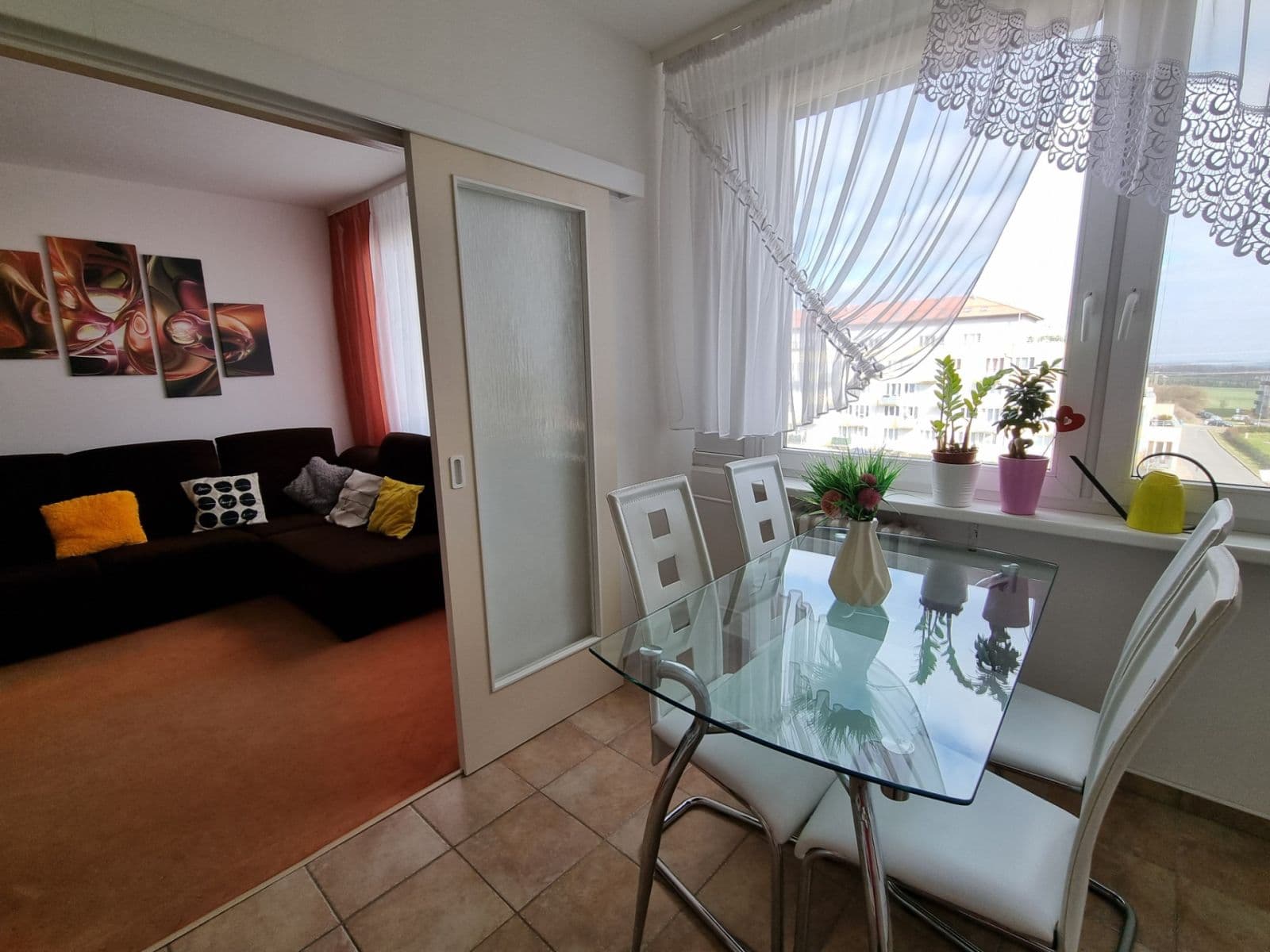 Pronájem bytu 3+1 68 m², Jerevanská, Kladno, Středočeský kraj Pronájem bytu 3+1 68 m², Jerevanská, Kladno, Středočeský kraj