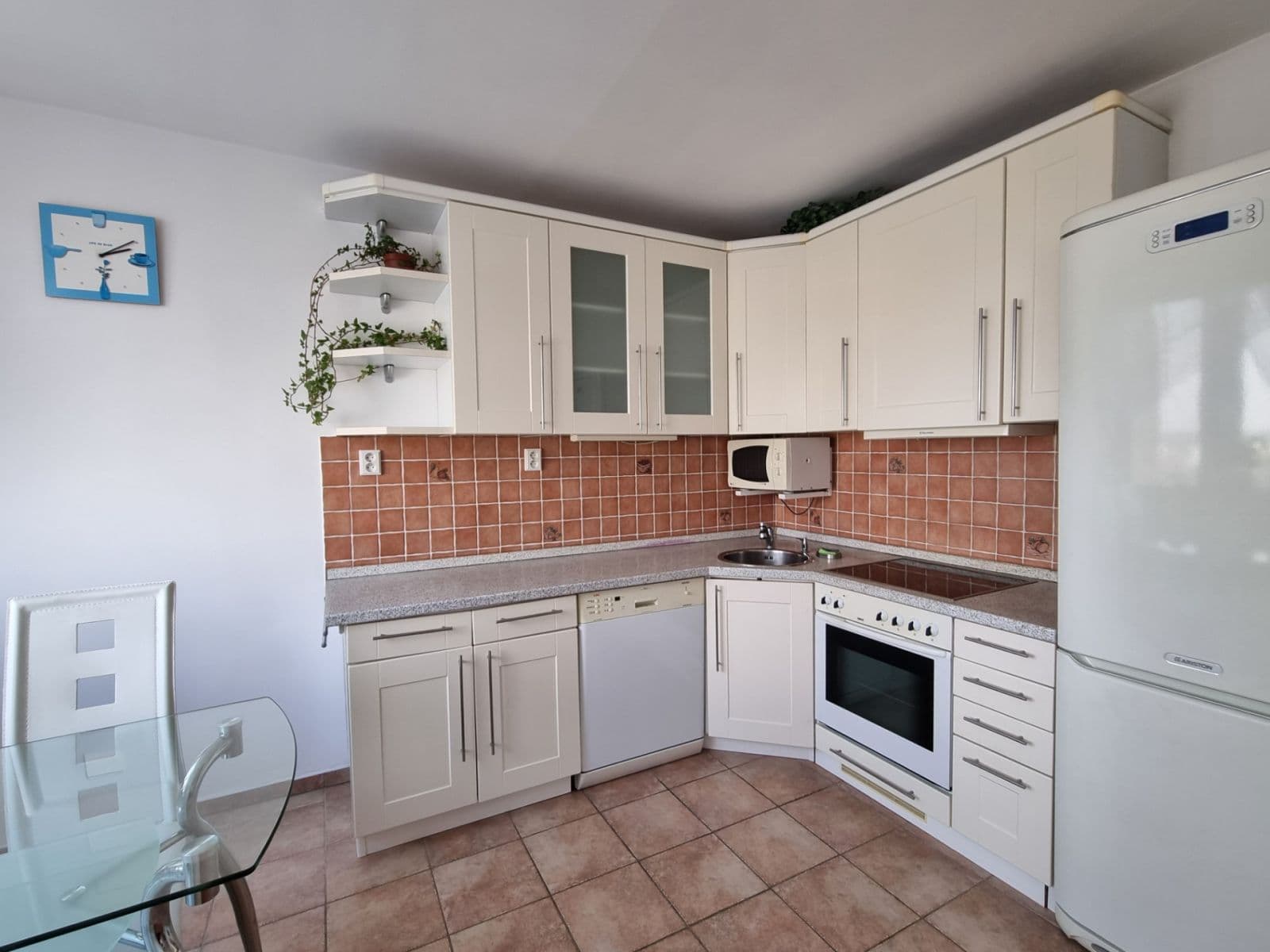 Pronájem bytu 3+1 68 m², Jerevanská, Kladno, Středočeský kraj Pronájem bytu 3+1 68 m², Jerevanská, Kladno, Středočeský kraj