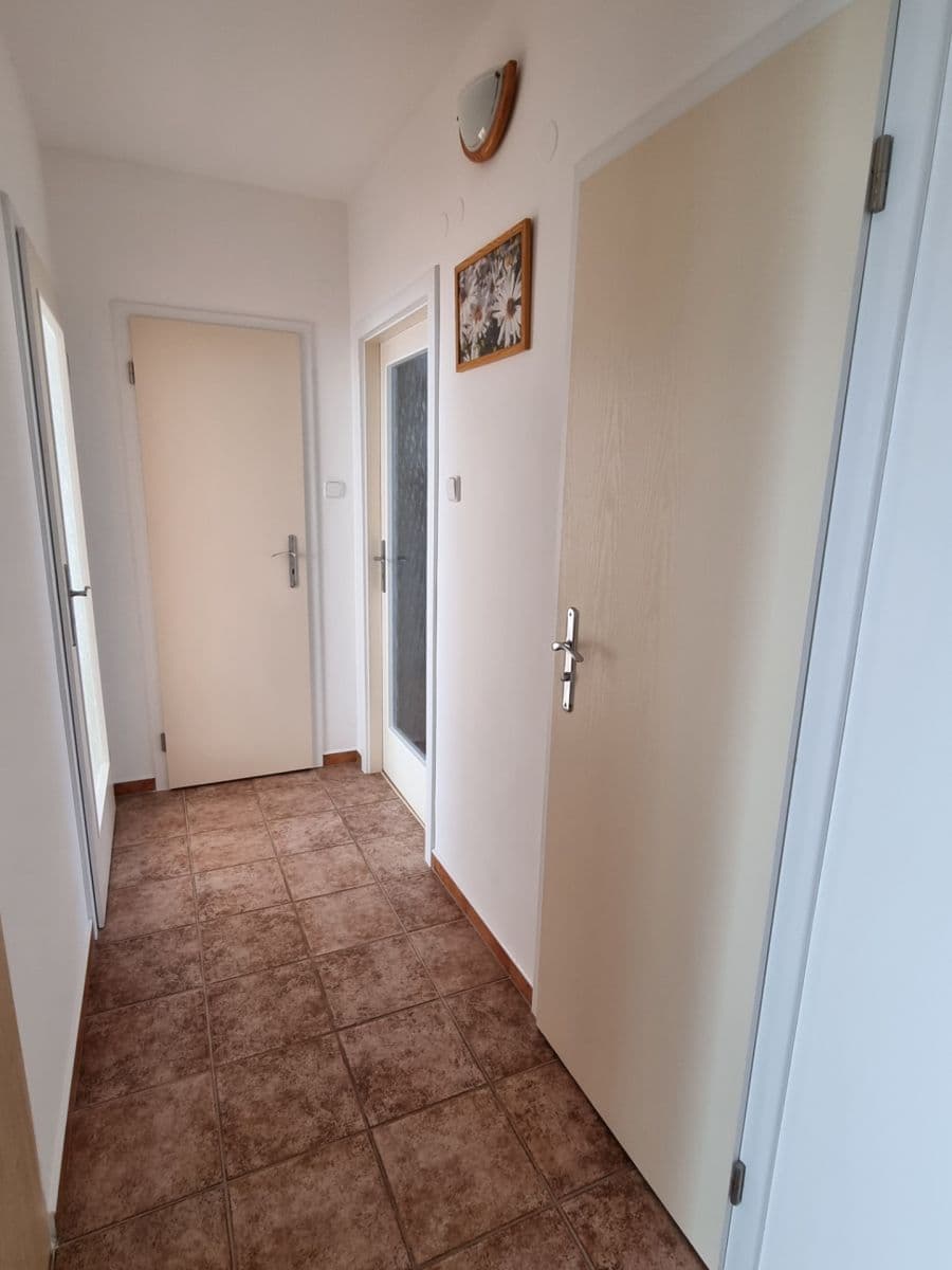 Pronájem bytu 3+1 68 m², Jerevanská, Kladno, Středočeský kraj Pronájem bytu 3+1 68 m², Jerevanská, Kladno, Středočeský kraj