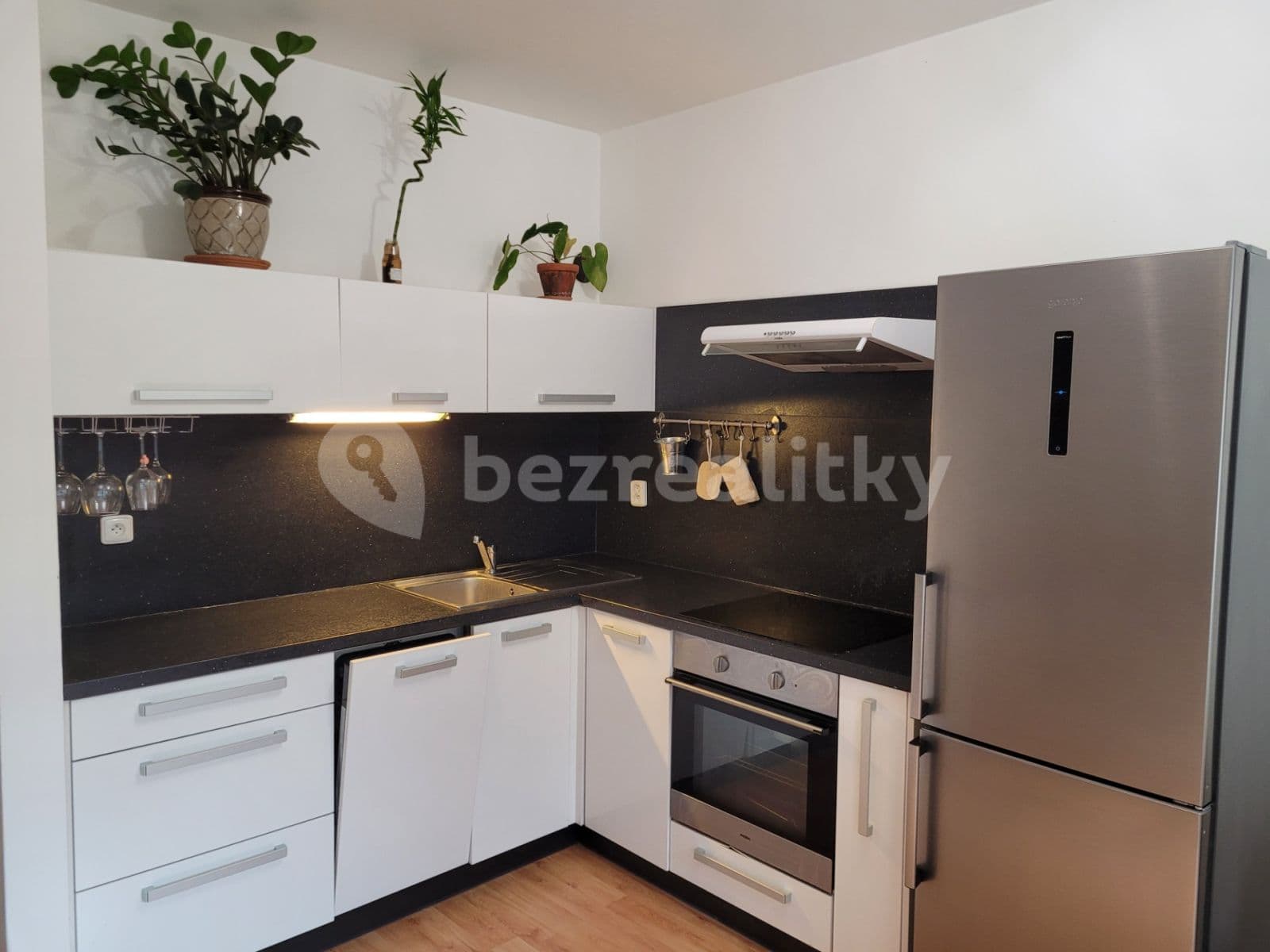 Pronájem bytu 2+kk 80 m², Chudčická, Brno, Jihomoravský kraj Pronájem bytu 2+kk 80 m², Chudčická, Brno, Jihomoravský kraj