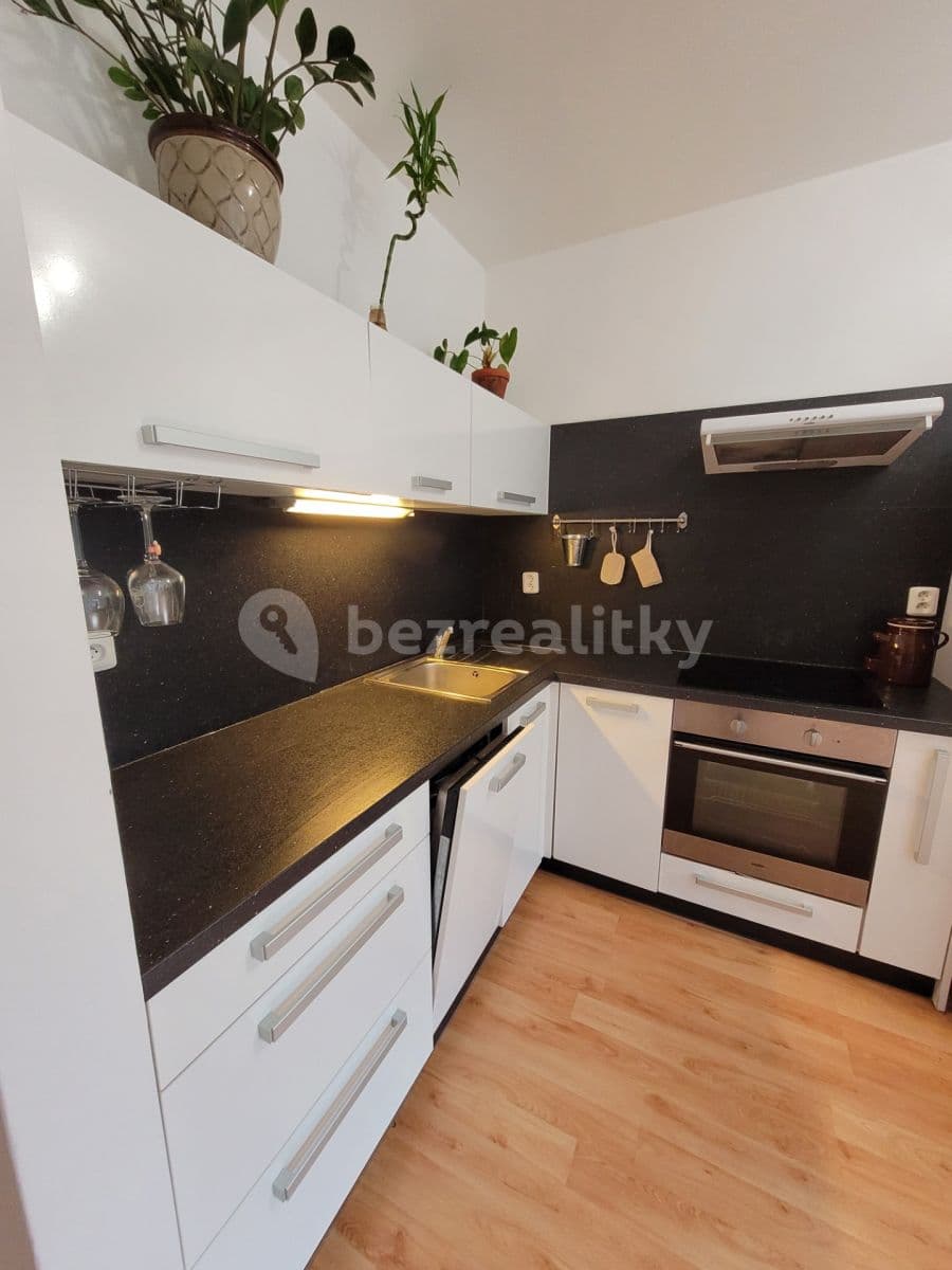 Pronájem bytu 2+kk 80 m², Chudčická, Brno, Jihomoravský kraj Pronájem bytu 2+kk 80 m², Chudčická, Brno, Jihomoravský kraj
