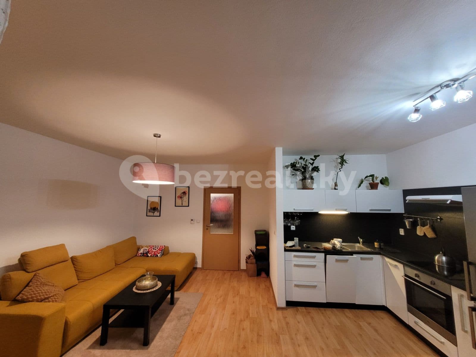 Pronájem bytu 2+kk 80 m², Chudčická, Brno, Jihomoravský kraj Pronájem bytu 2+kk 80 m², Chudčická, Brno, Jihomoravský kraj