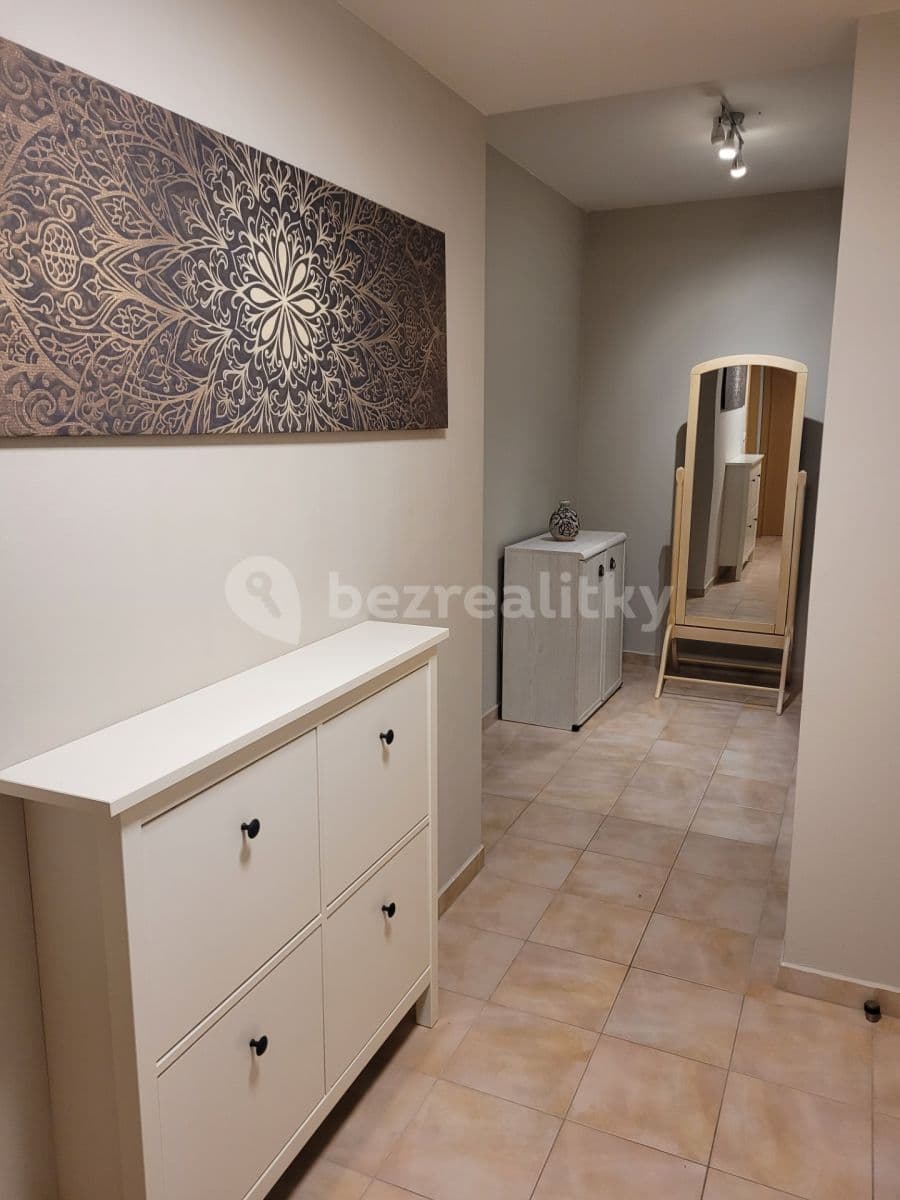 Pronájem bytu 2+kk 80 m², Chudčická, Brno, Jihomoravský kraj Pronájem bytu 2+kk 80 m², Chudčická, Brno, Jihomoravský kraj