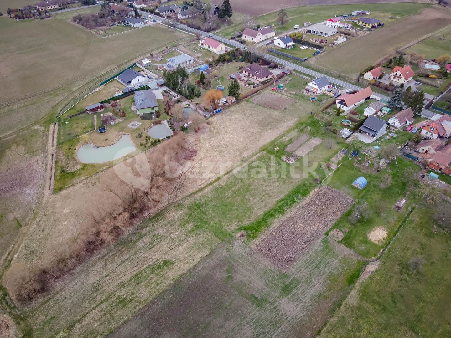 Prodej pozemku 2.423 m², Králova Lhota, Královéhradecký kraj