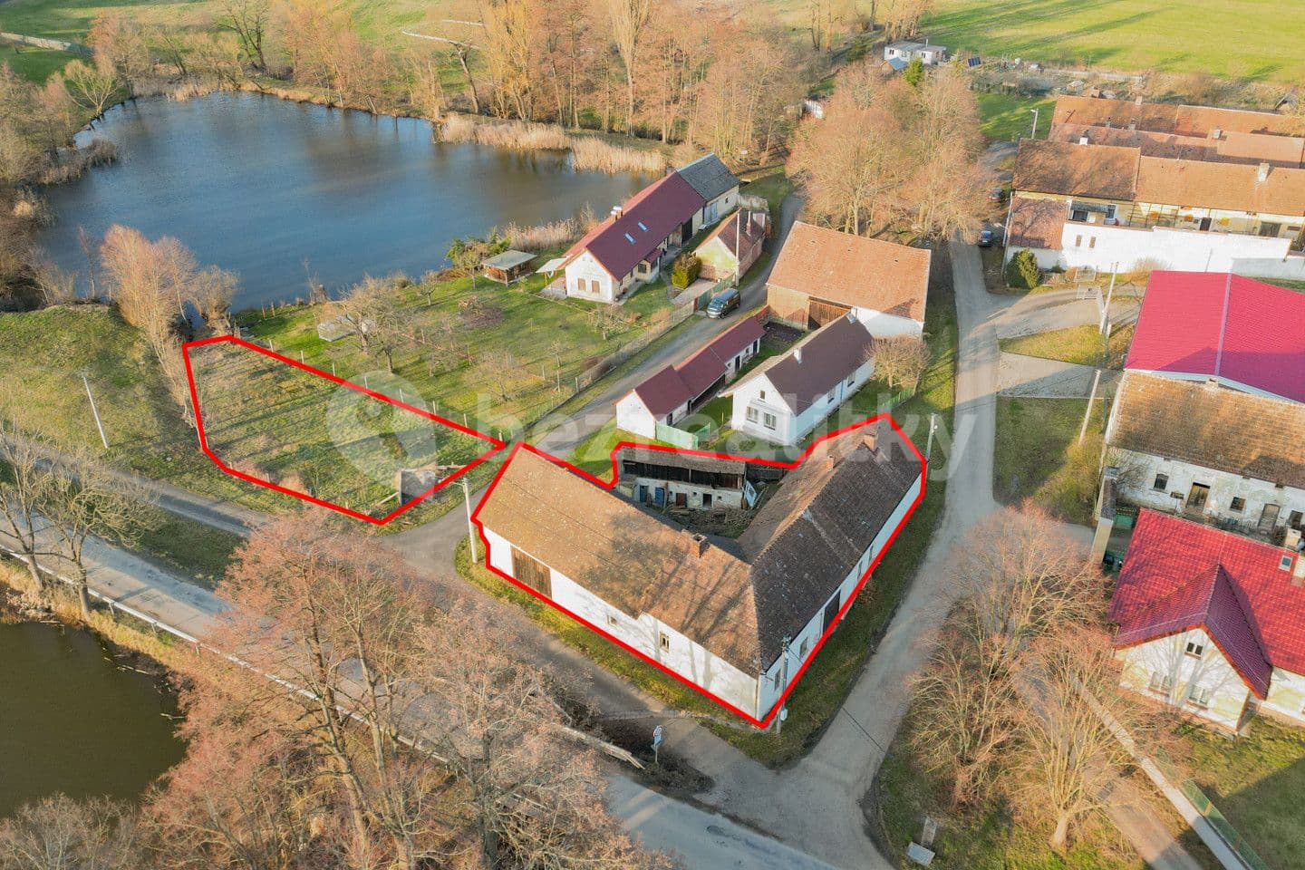 Prodej domu 360 m², pozemek 951 m², Ježovy, Plzeňský kraj