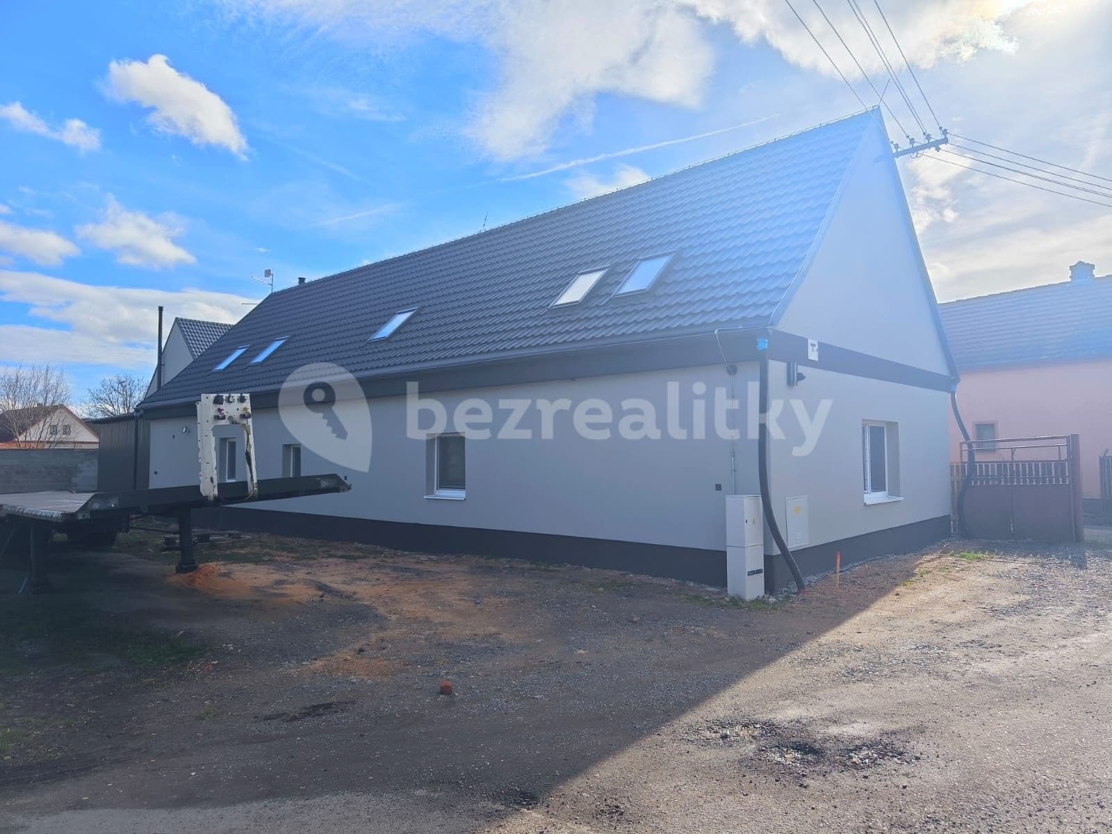 Prodej domu 220 m², pozemek 1.500 m², Přehýšov, Plzeňský kraj