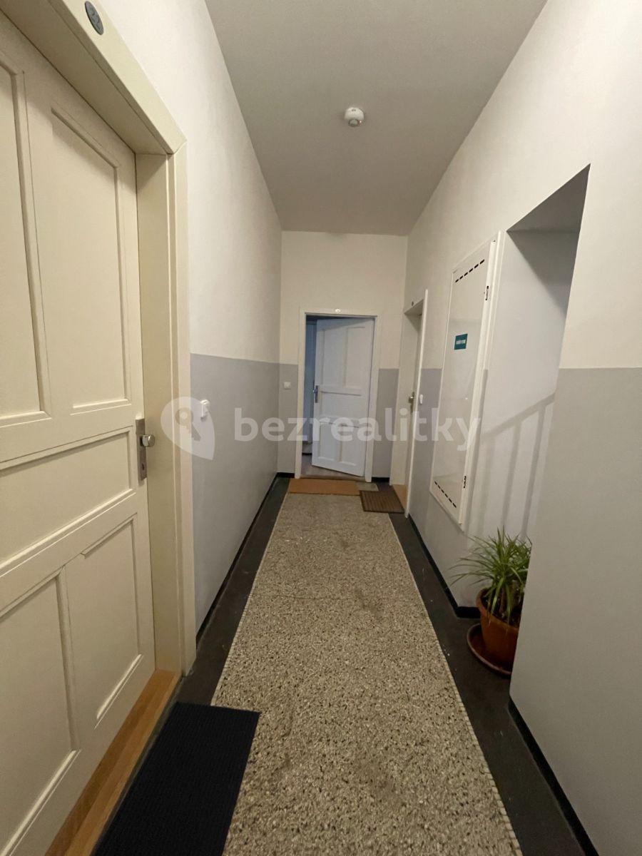 Prodej bytu 2+kk 50 m², Biskupcova, Praha, Praha