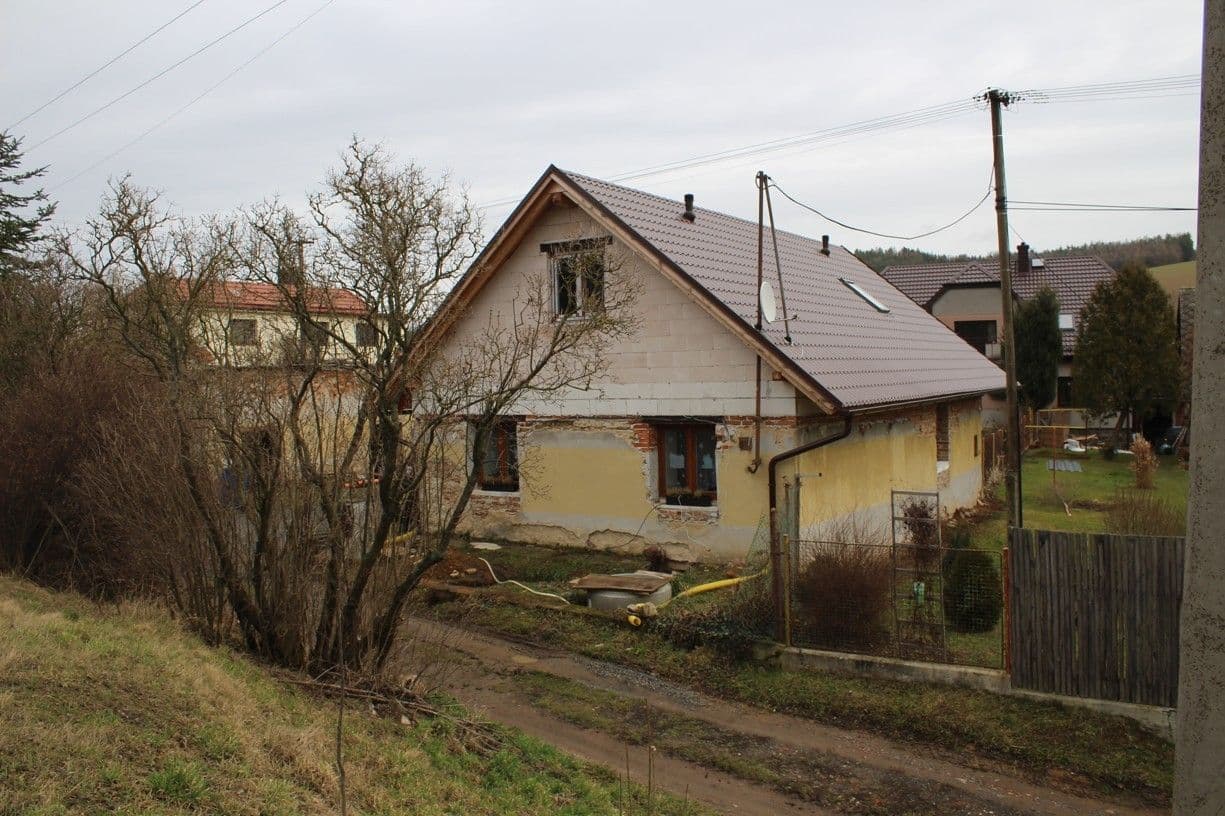 Prodej domu 170 m², pozemek 468 m², Vrhaveč, Plzeňský kraj Prodej domu 170 m², pozemek 468 m², Vrhaveč, Plzeňský kraj