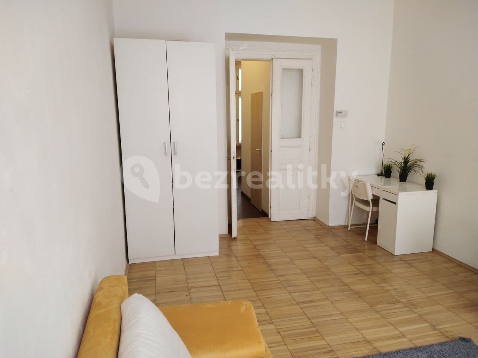 Pronájem bytu 1+1 32 m², Milíčova, Praha, Praha Pronájem bytu 1+1 32 m², Milíčova, Praha, Praha