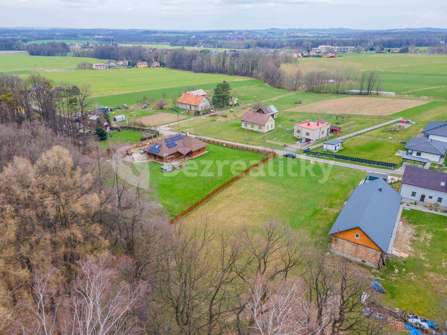 Prodej pozemku 2.183 m², Dobratice, Moravskoslezský kraj