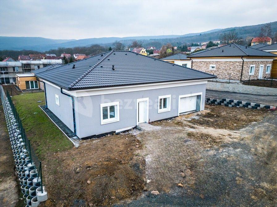 Prodej domu 150 m², pozemek 729 m², Košťany, Ústecký kraj