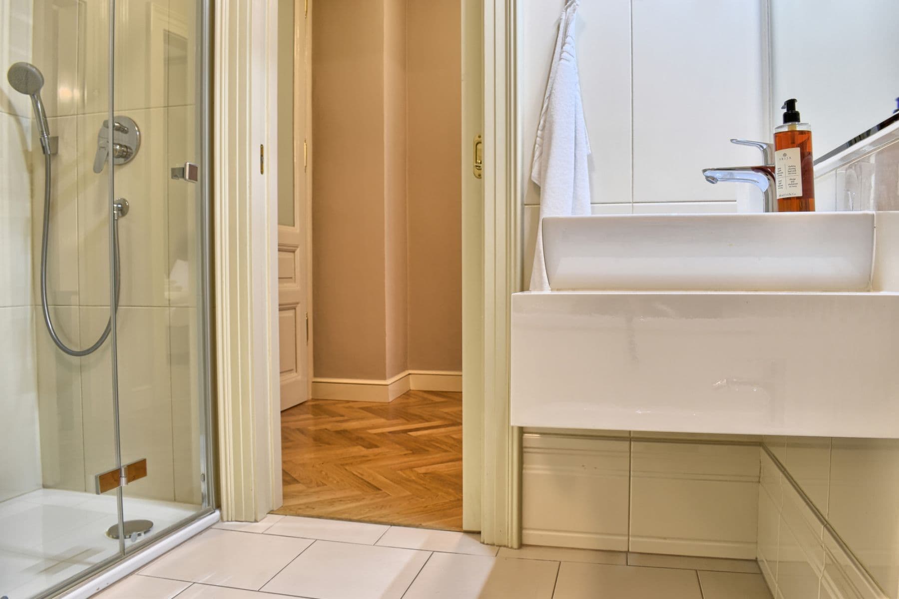 Pronájem bytu 100 m², U Milosrdných, Praha, Praha Pronájem bytu 100 m², U Milosrdných, Praha, Praha